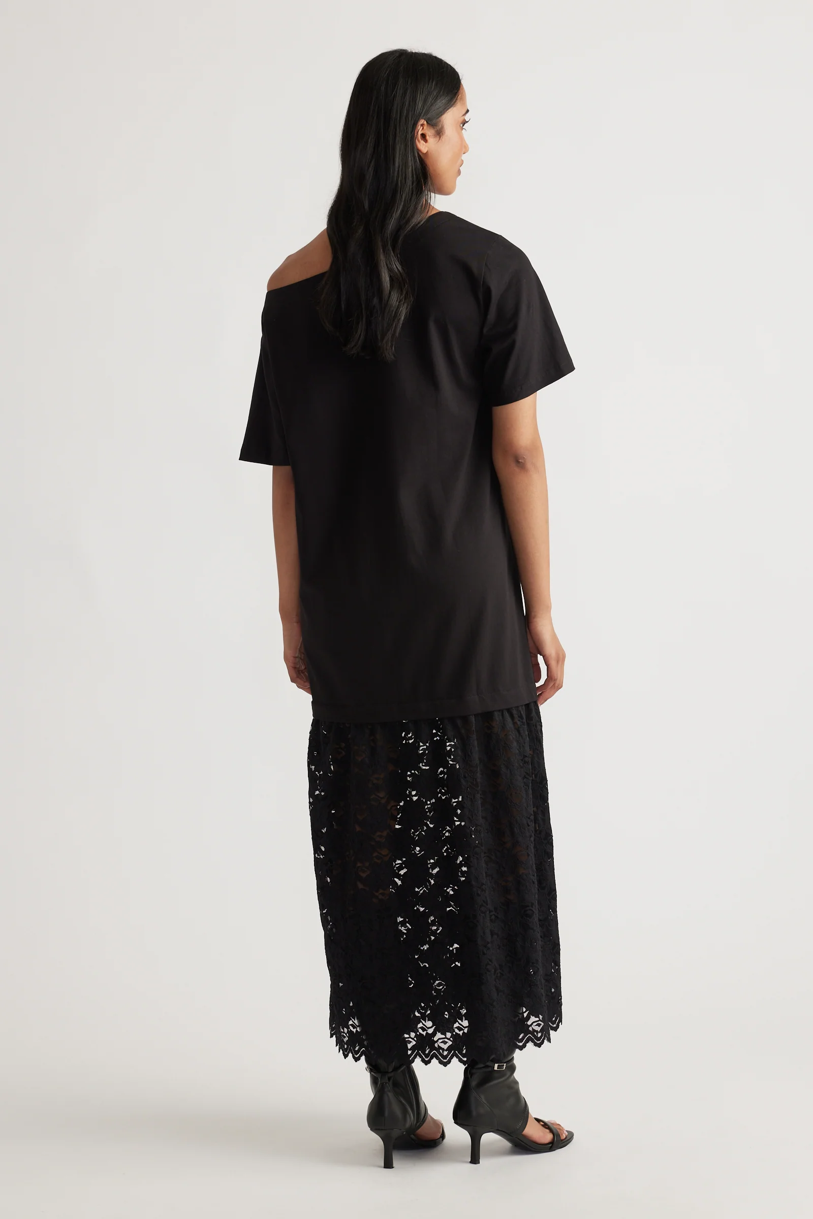 Alexis Lace Maxi Dress - Image 3