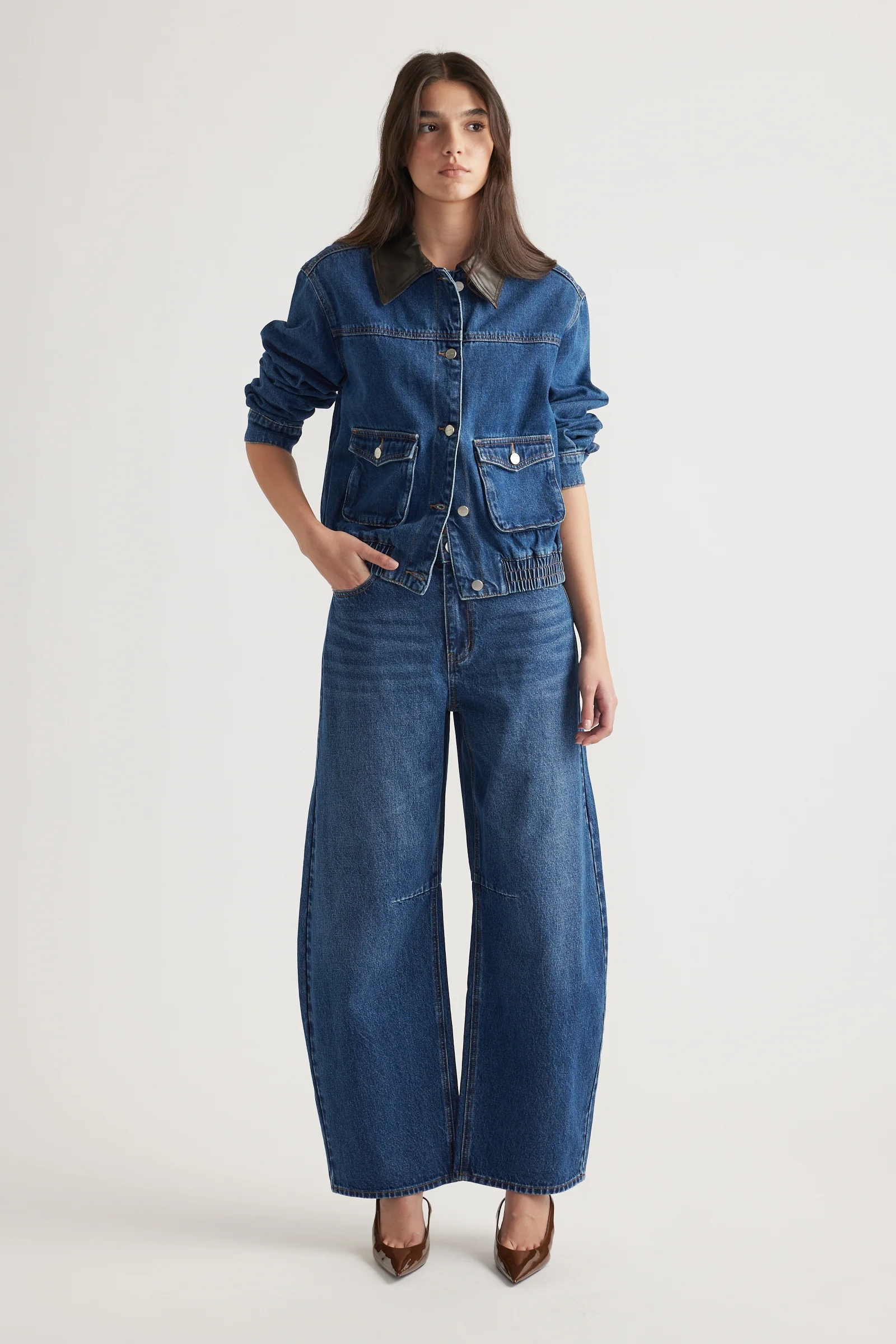 Amari Horseshoe Jeans