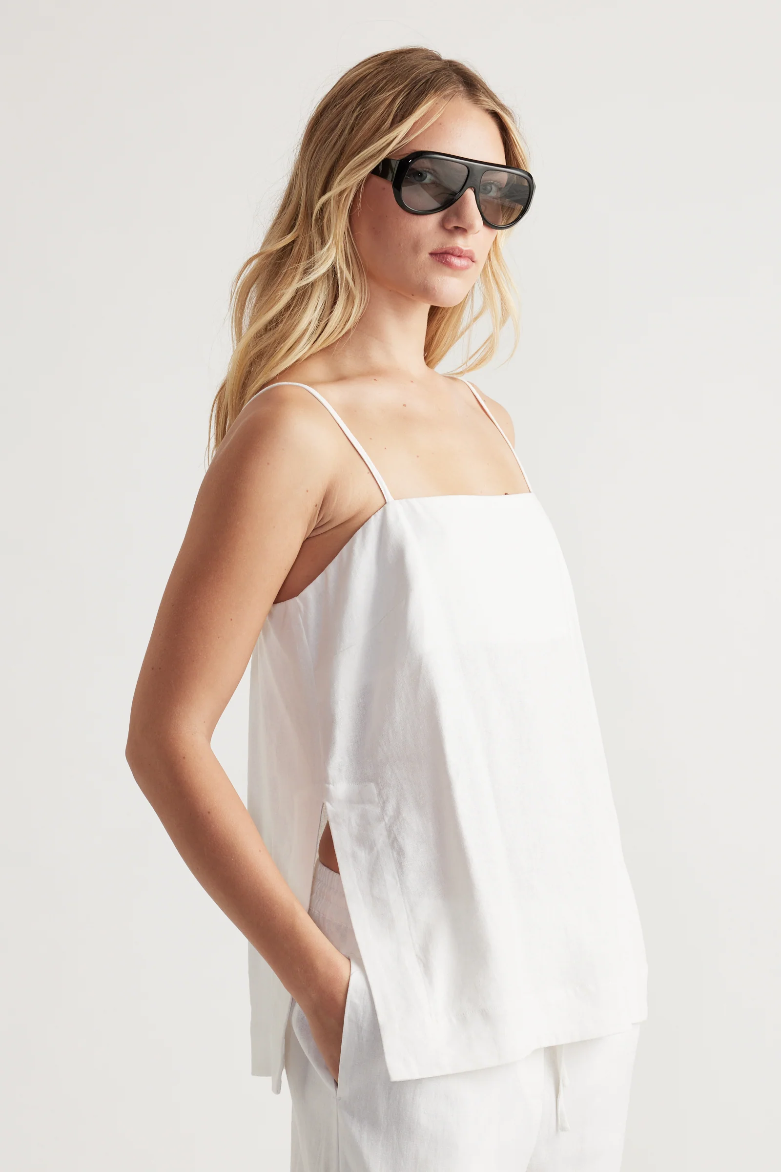 Amelia Linen Blend Cami - Image 2