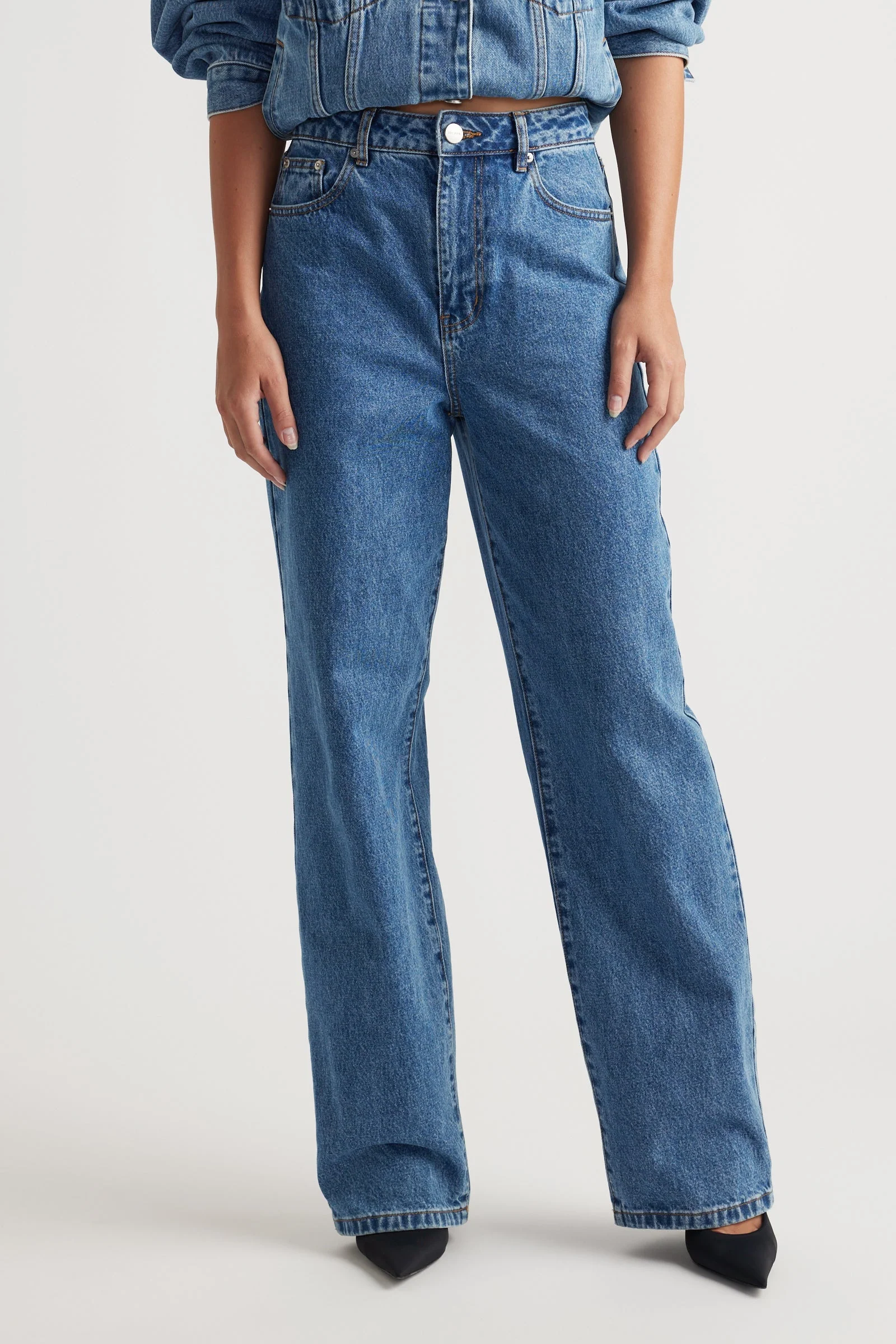 Ariana Straight Leg Jean - Image 2