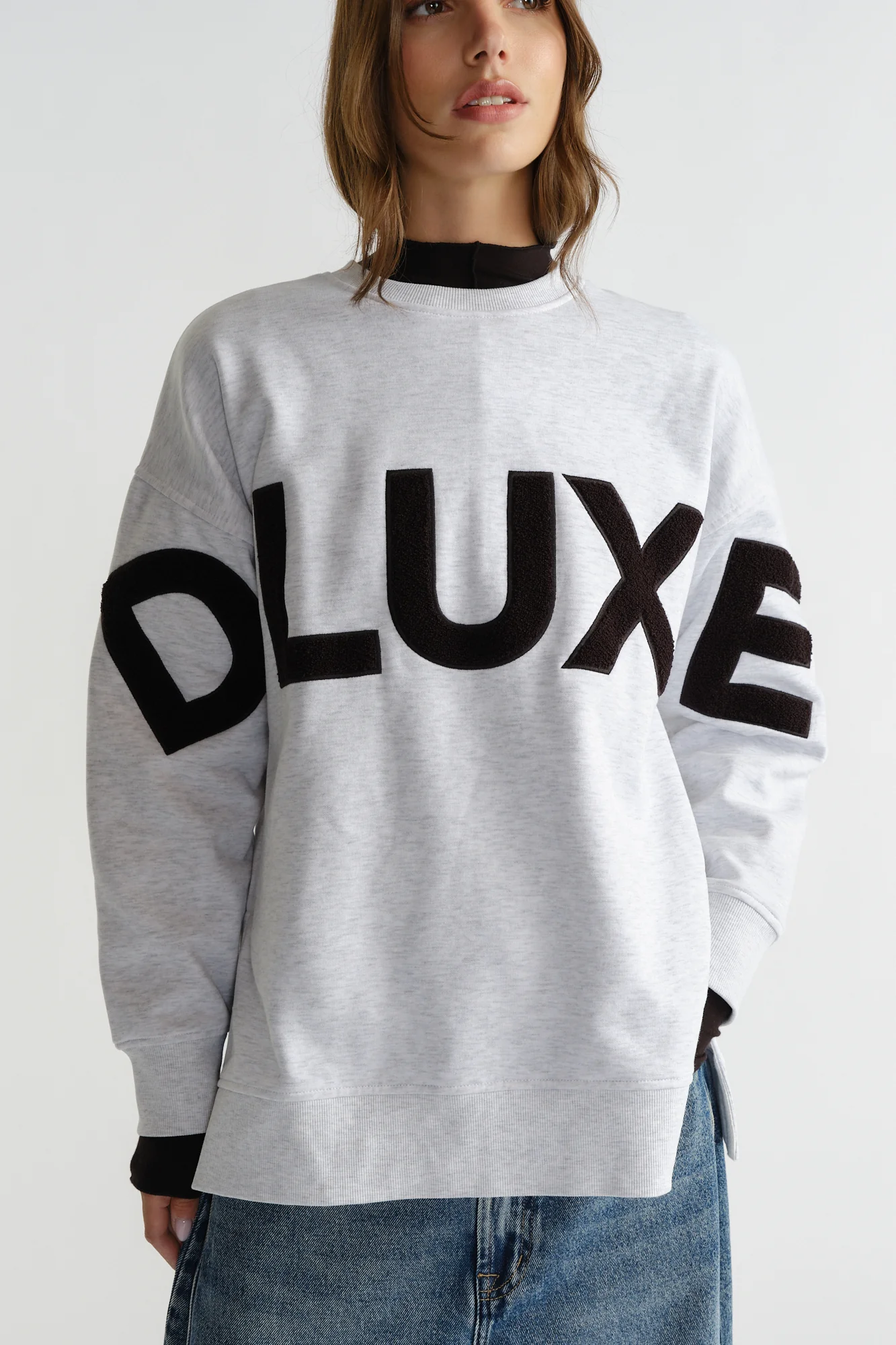 D-Luxe Boucle Logo Sweat - Image 2