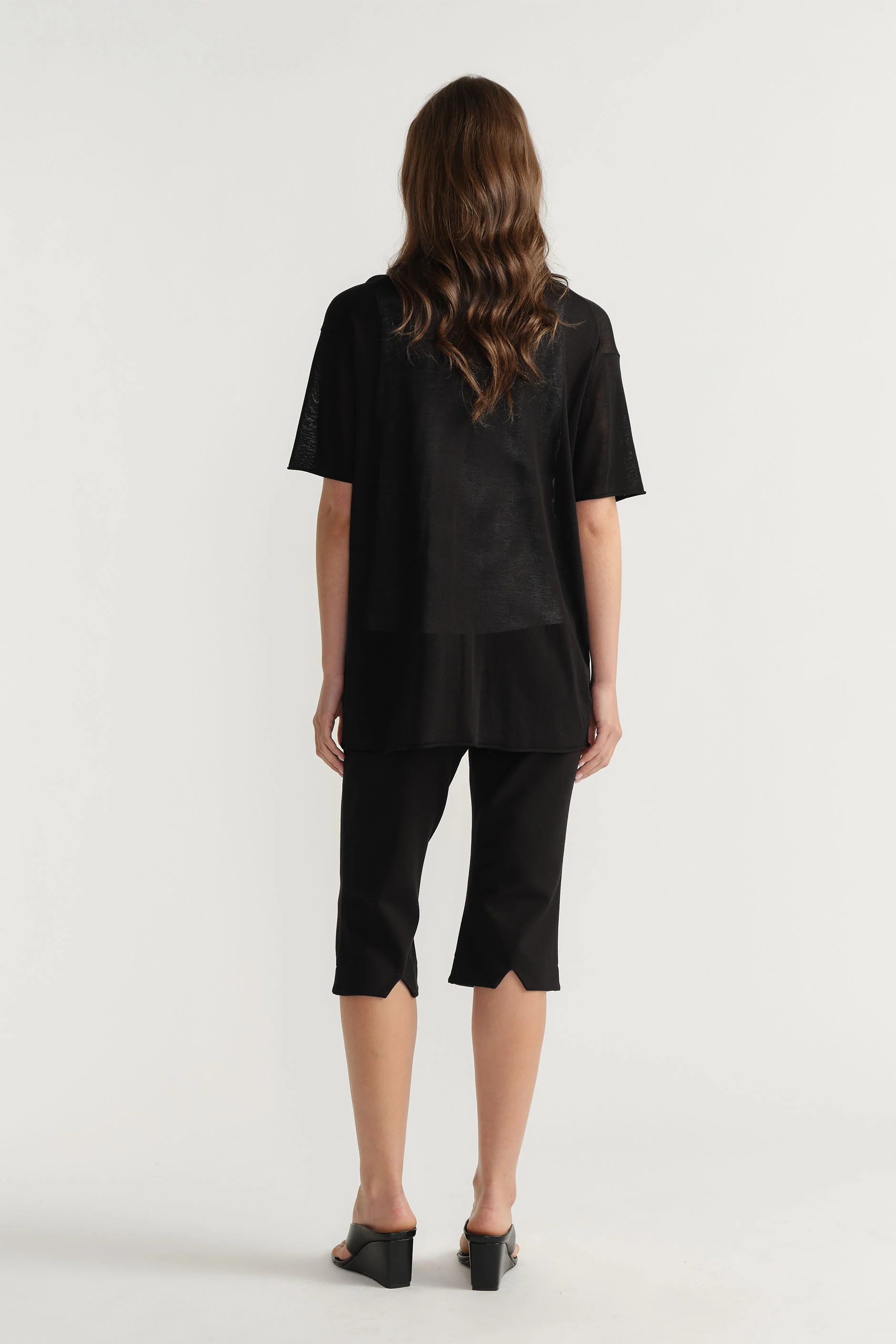 D-Luxe Fine Knit Tee - Image 3