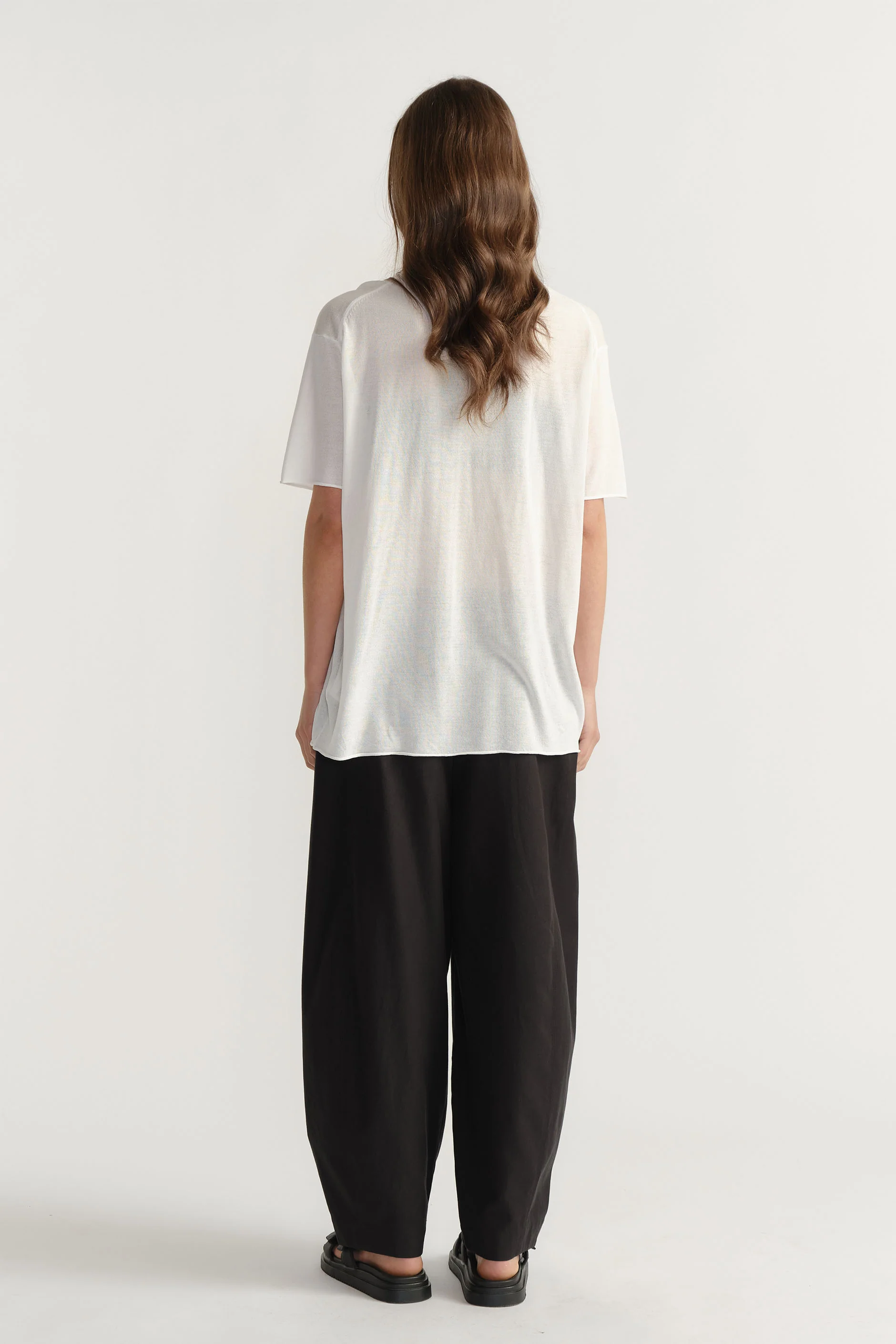 D-Luxe Fine Knit Tee - Image 3