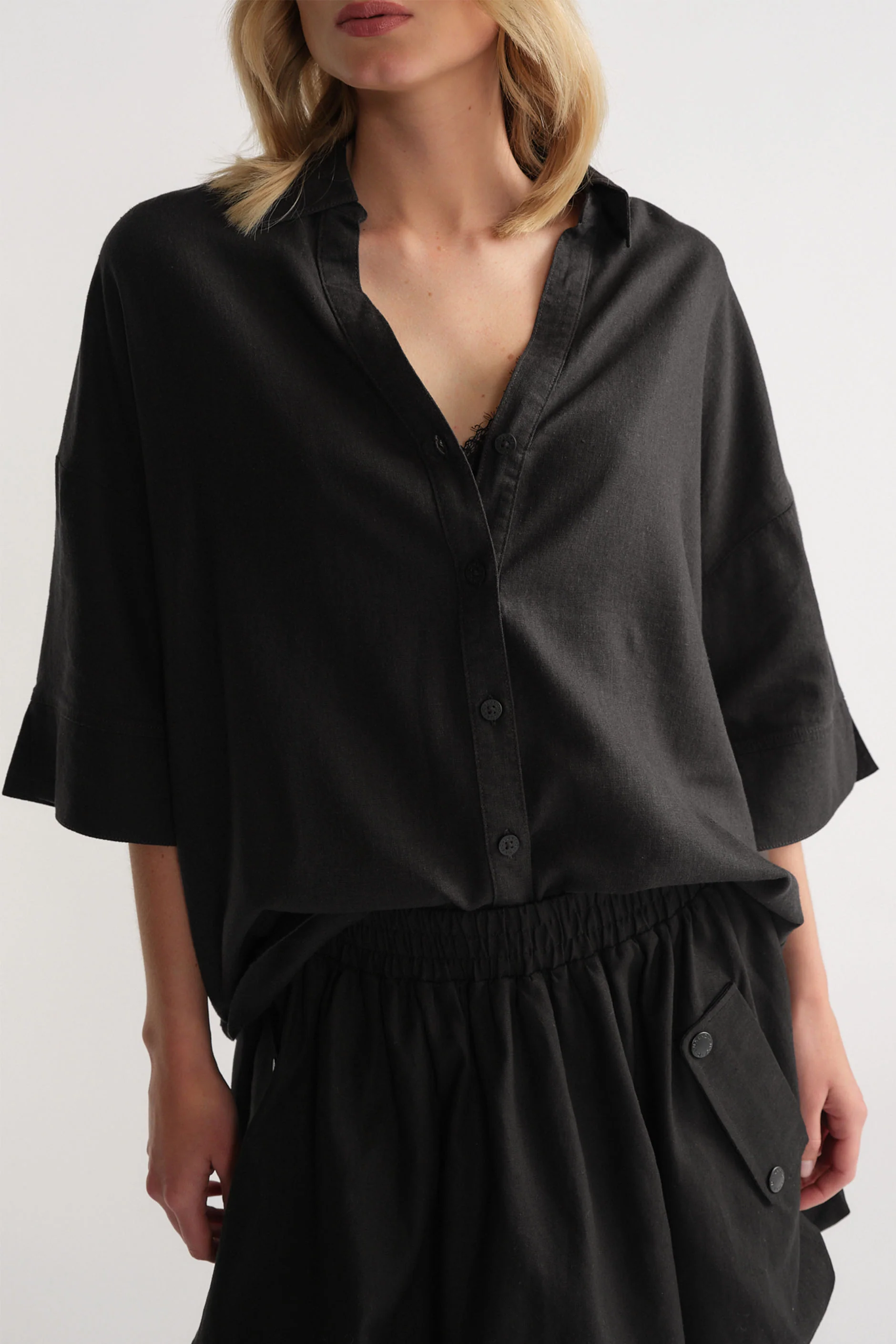 D-Luxe Linen Blend 3/4 Shirt - Image 2