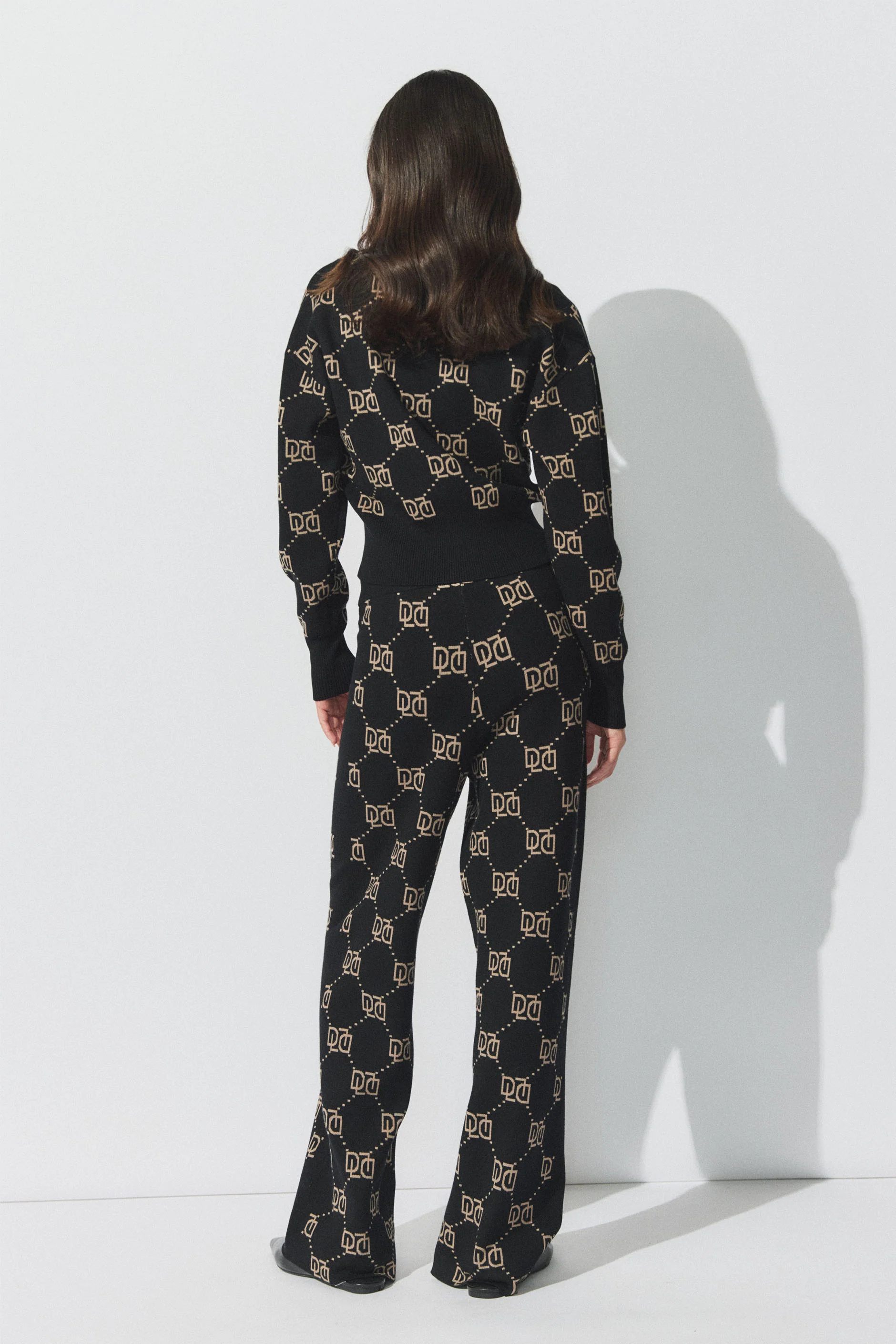 D-Luxe Monogram Cardigan - Image 3