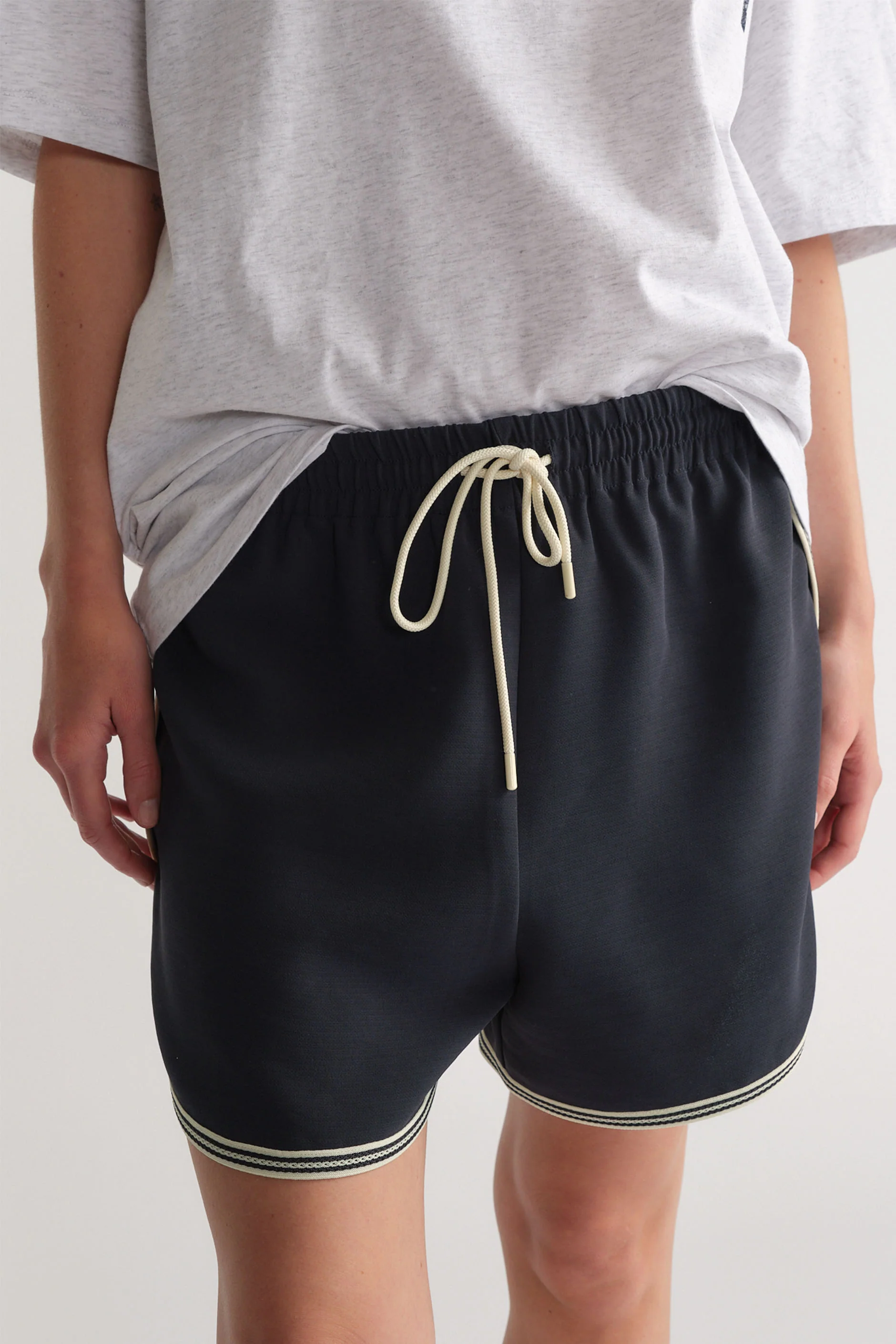 D-Luxe Racer Stripe Short - Image 2