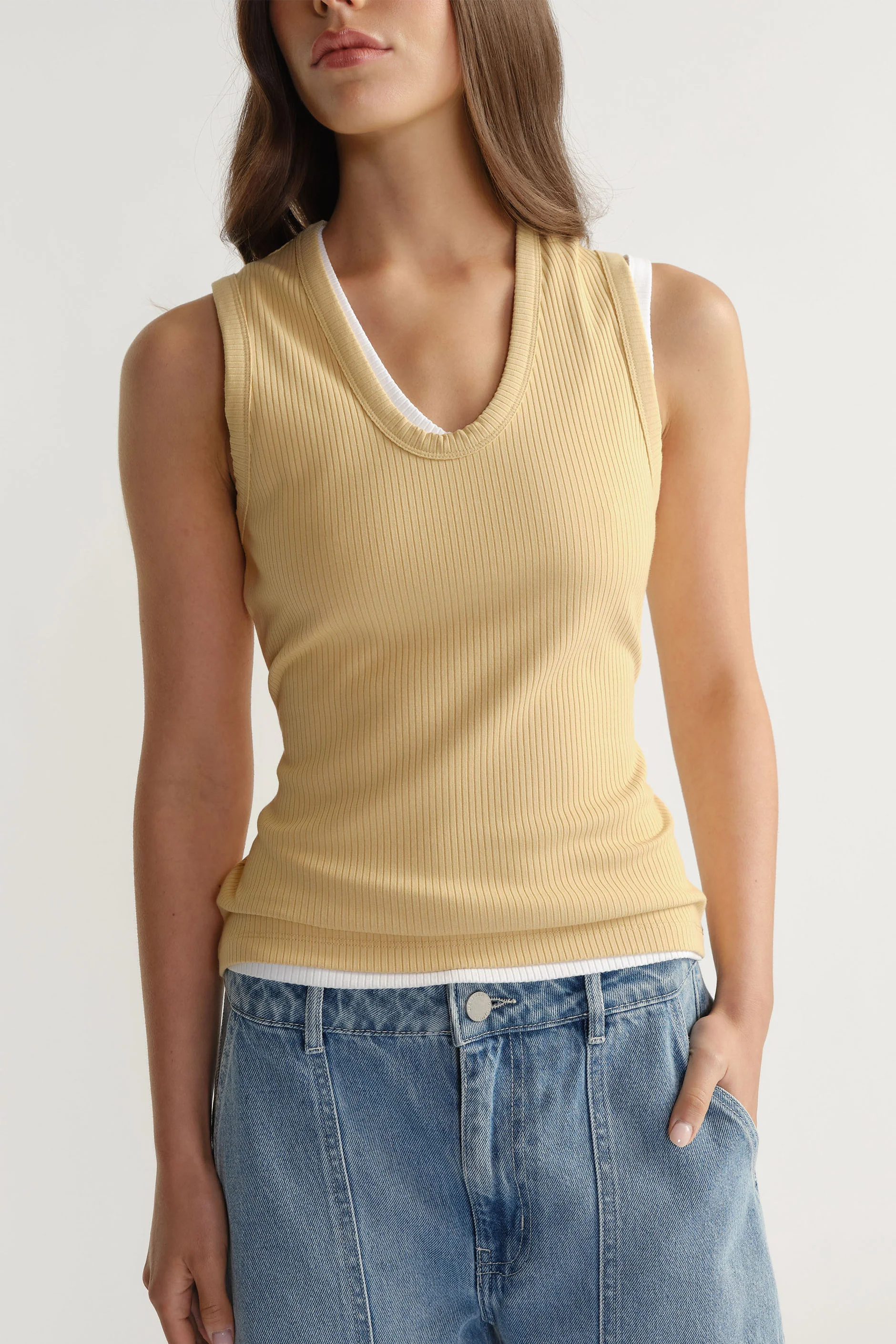 D-Luxe Ribbed Scoop Tank - Image 2