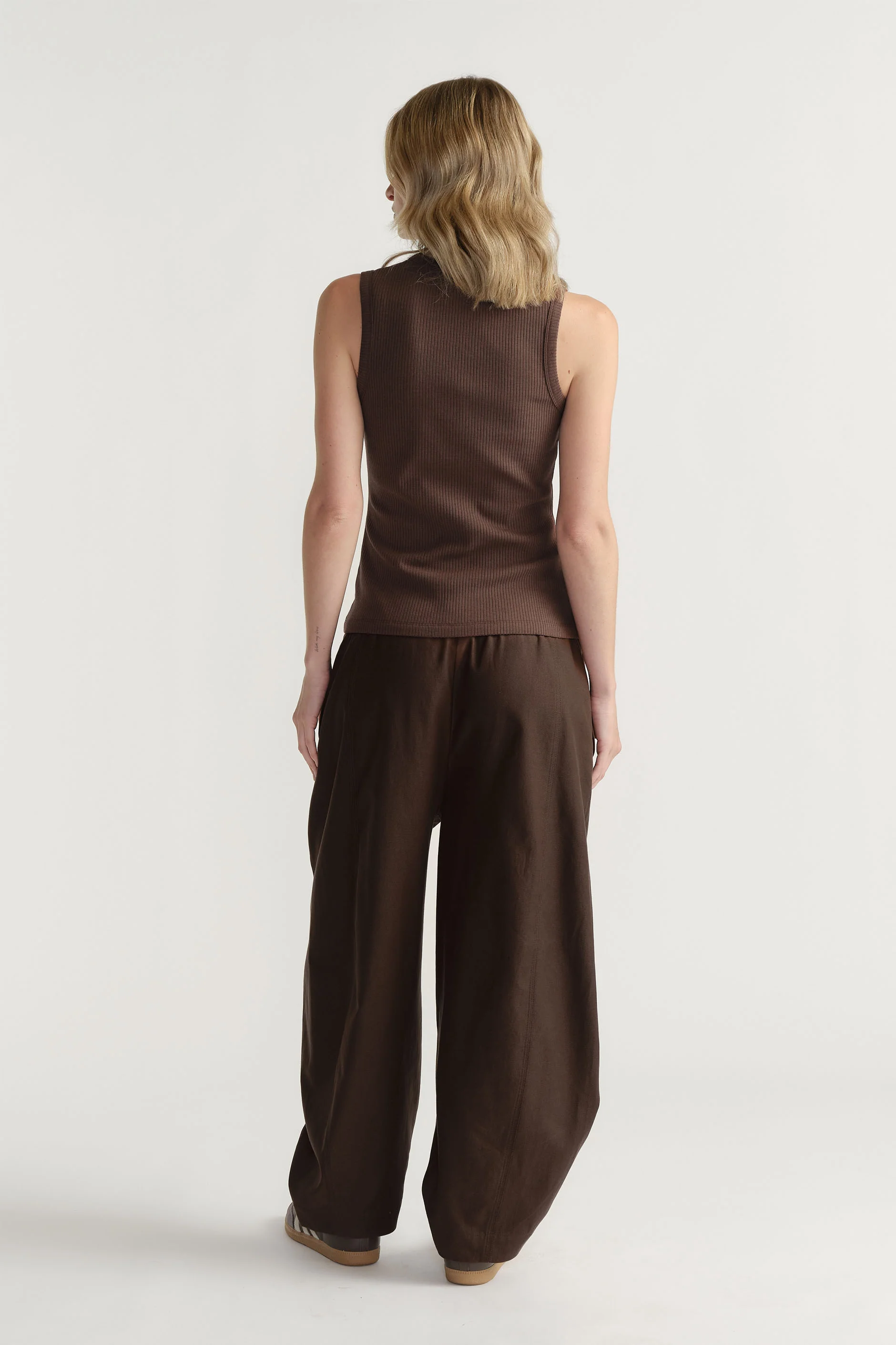 D-Luxe Ribbed Scoop Tank - Image 3