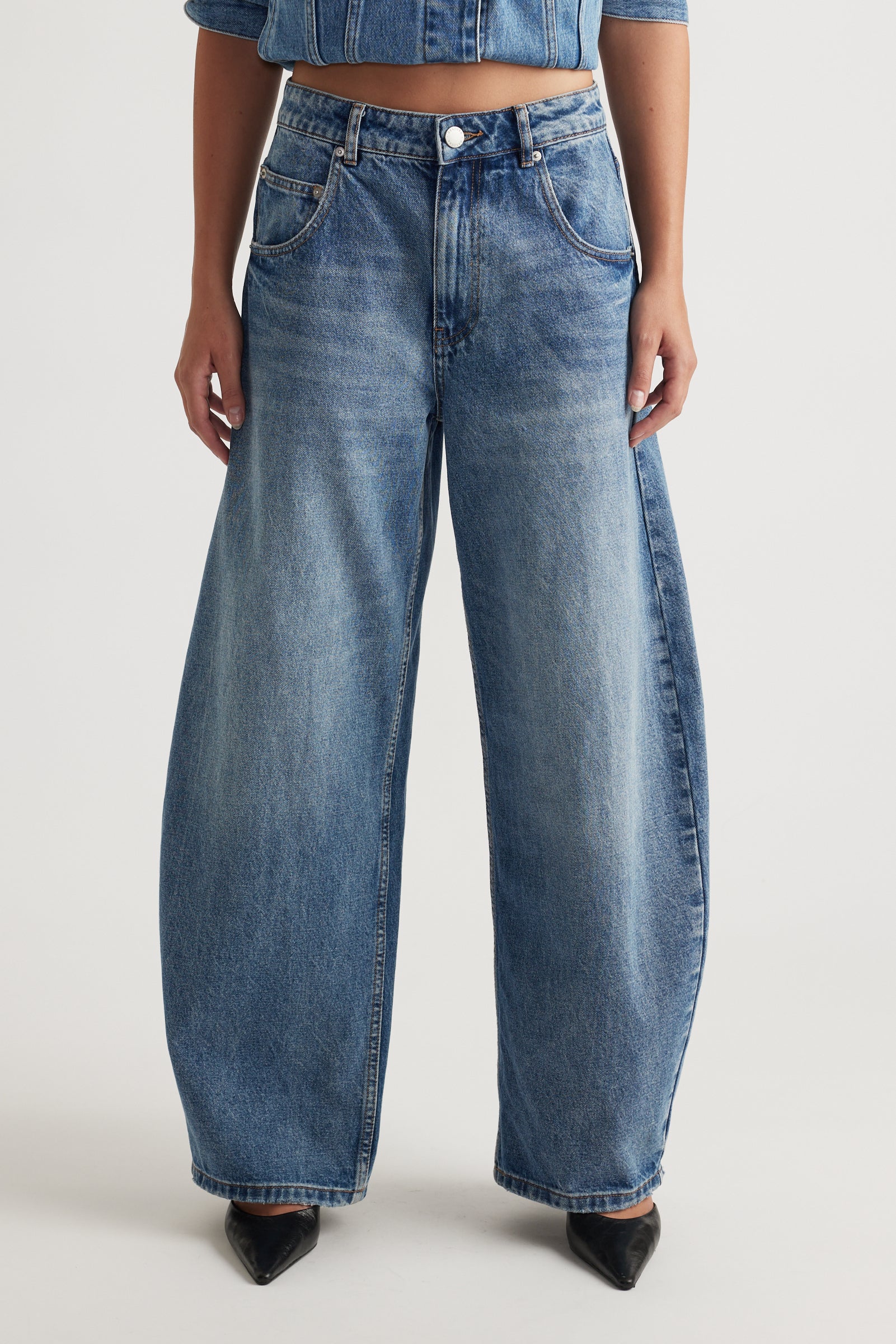 Daisy Horseshoe Jean - Image 2