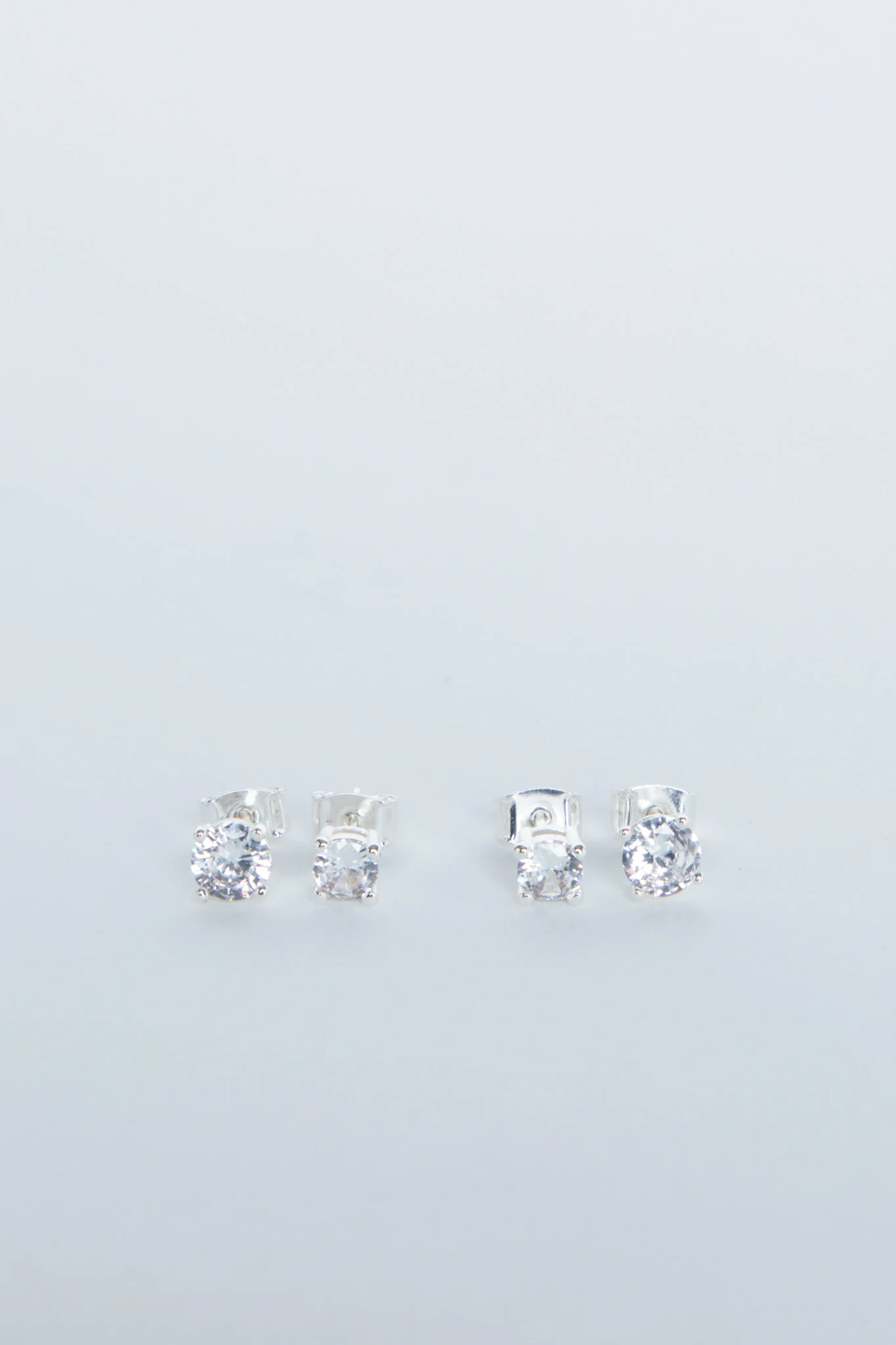 Girls 9ct 2PK Stud Earrings