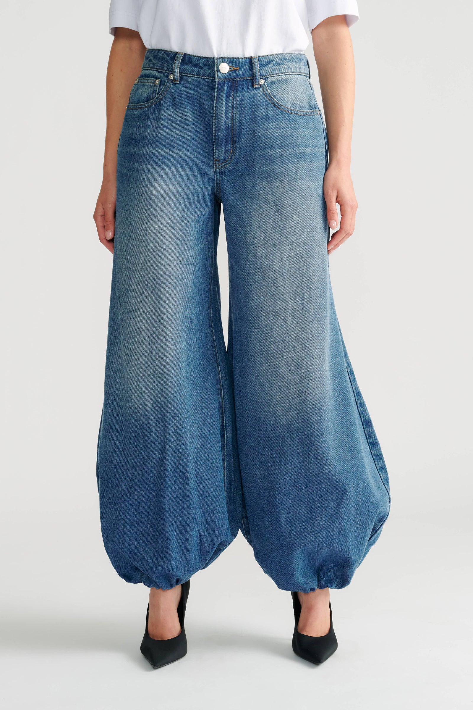 Greta High Rise Balloon Jeans - Image 2