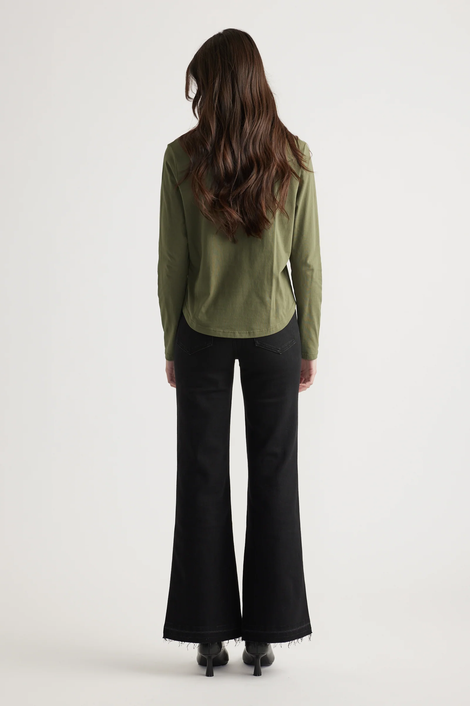 Imogen V Neck Long Sleeve - Image 3