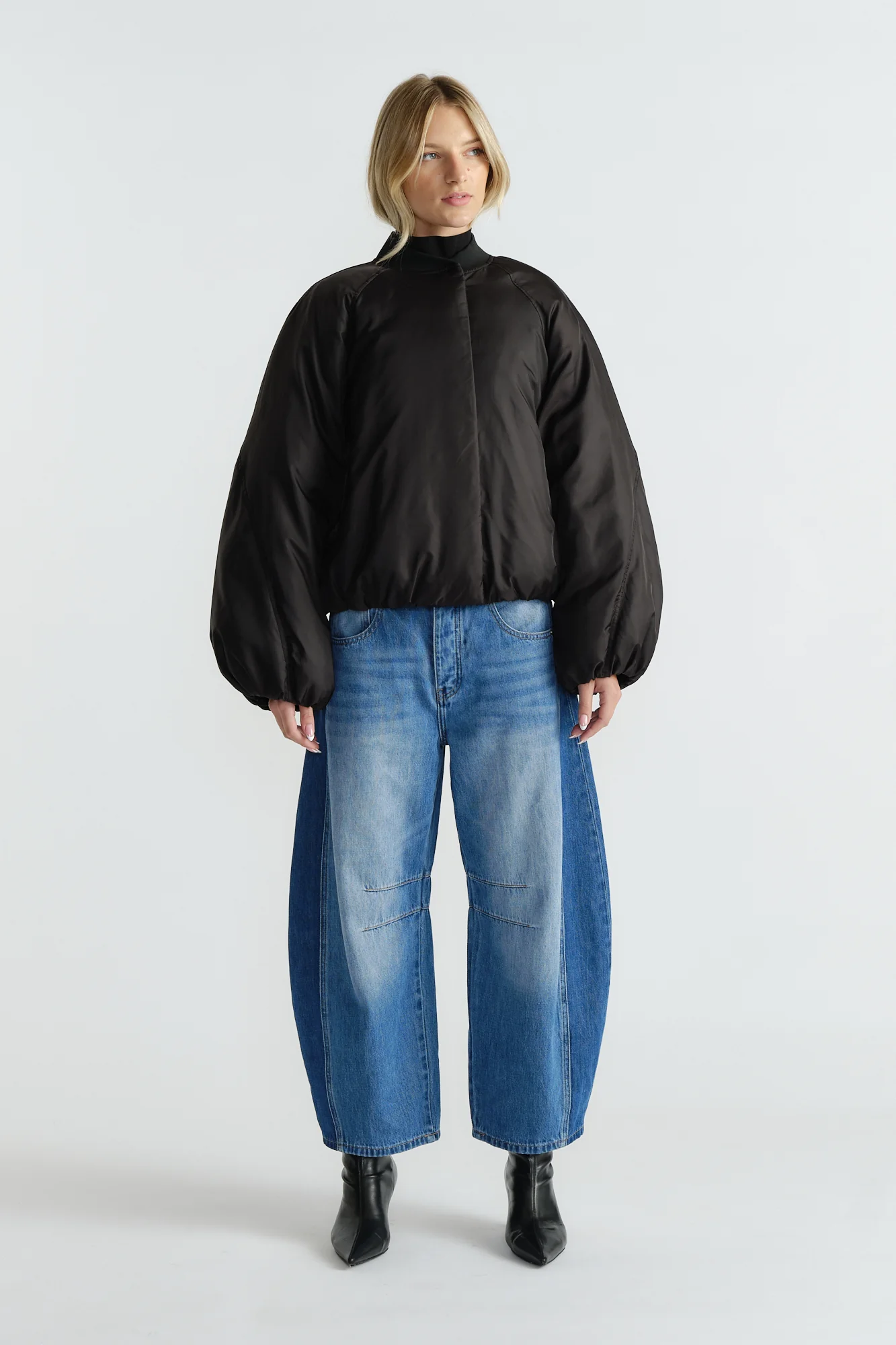 Kaia Contrast Barrel Jeans