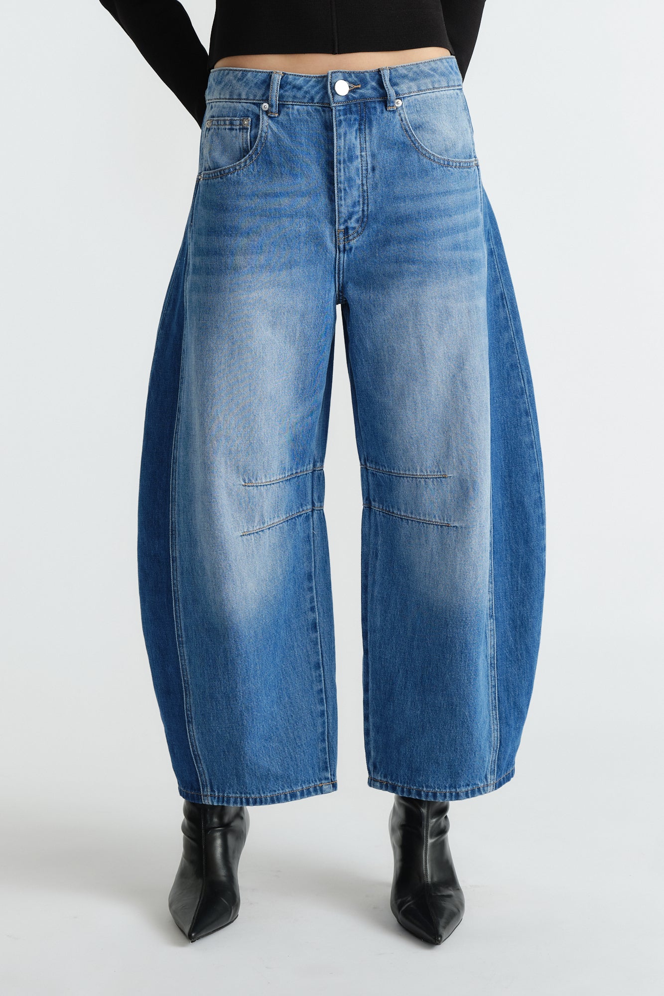 Kaia Contrast Barrel Jeans - Image 2