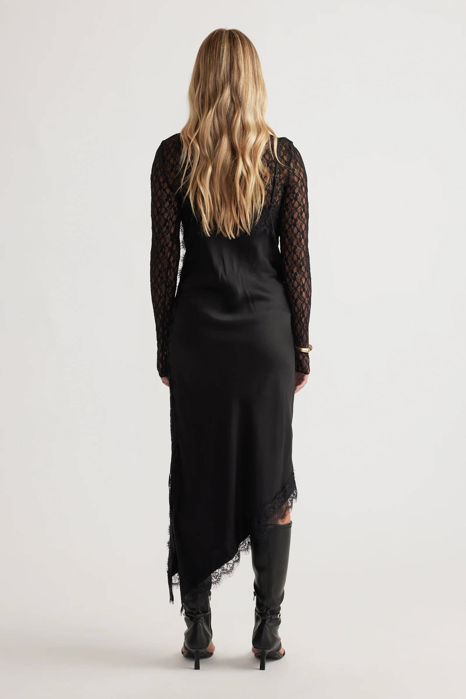 Karla Lace Midi Dress - Image 3
