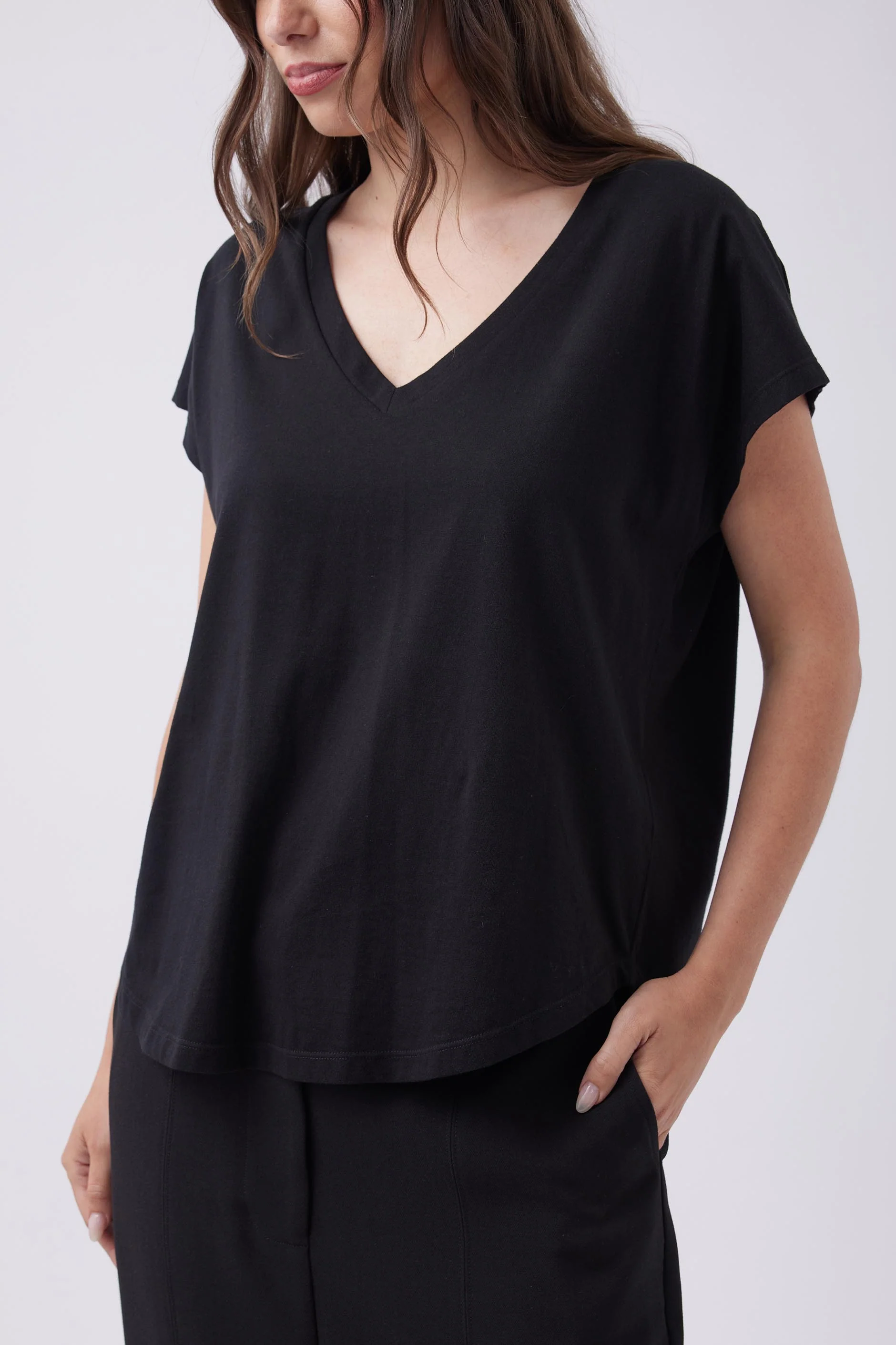 Kingsley V-Neck Tee