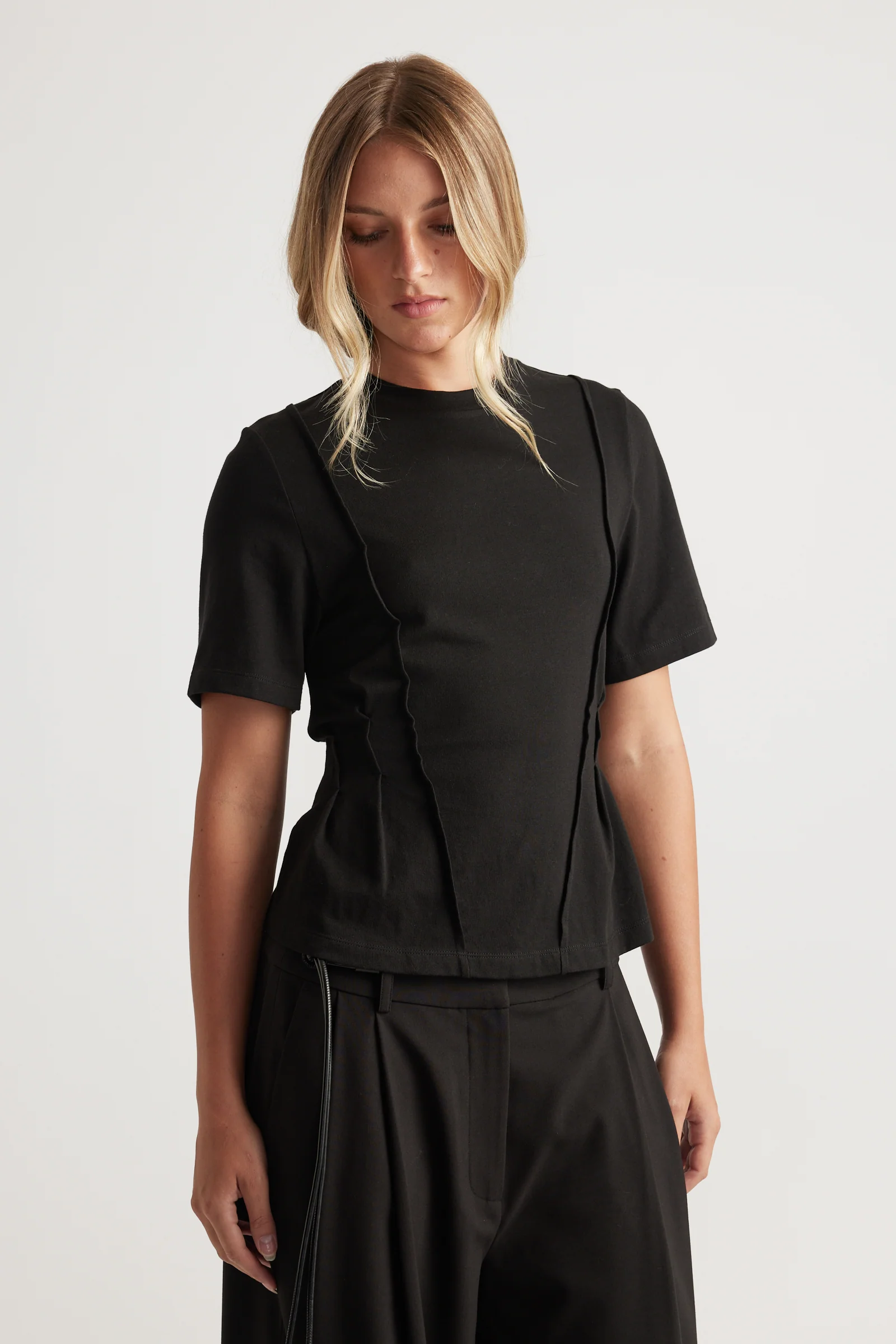 Lucy Seam Detail Tee - Image 2