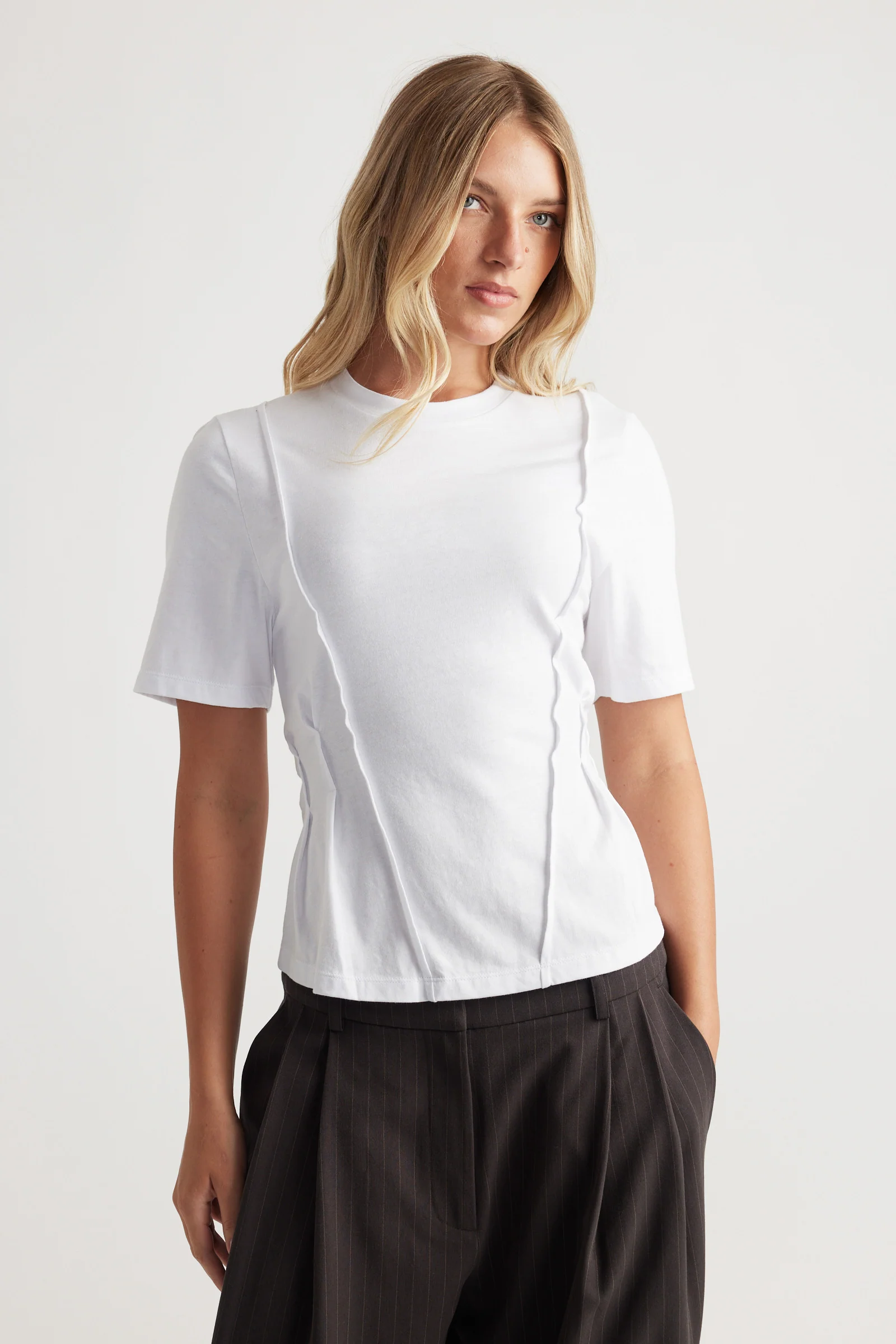 Lucy Seam Detail Tee - Image 2