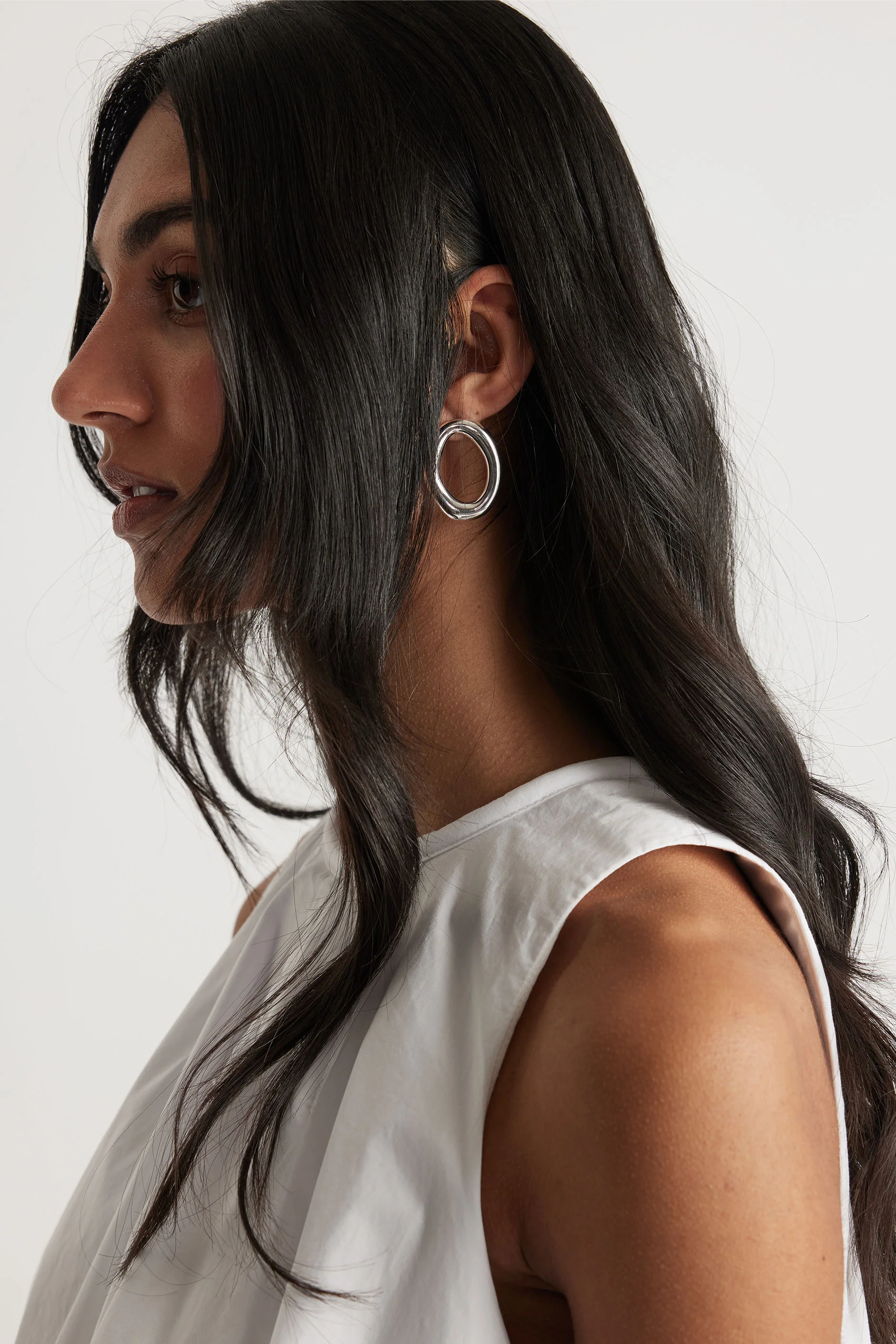 Peyton Open Earrings - Image 2